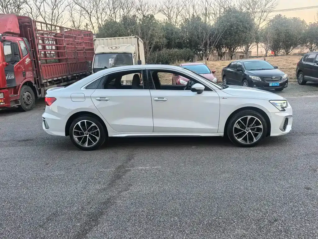 Audi A3 — фото 9