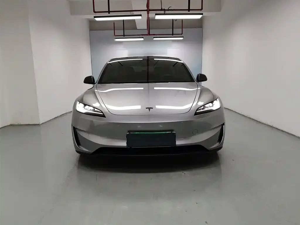 Tesla Model 3 2024 из CN, фото 9