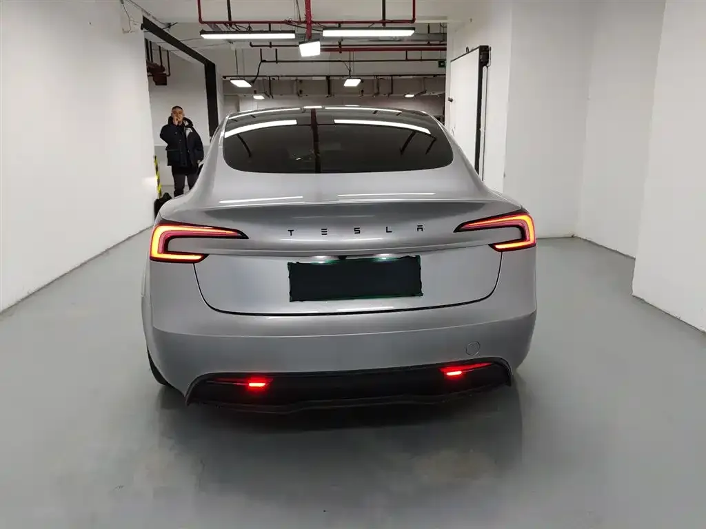 Tesla Model 3 2024 из CN, фото 4