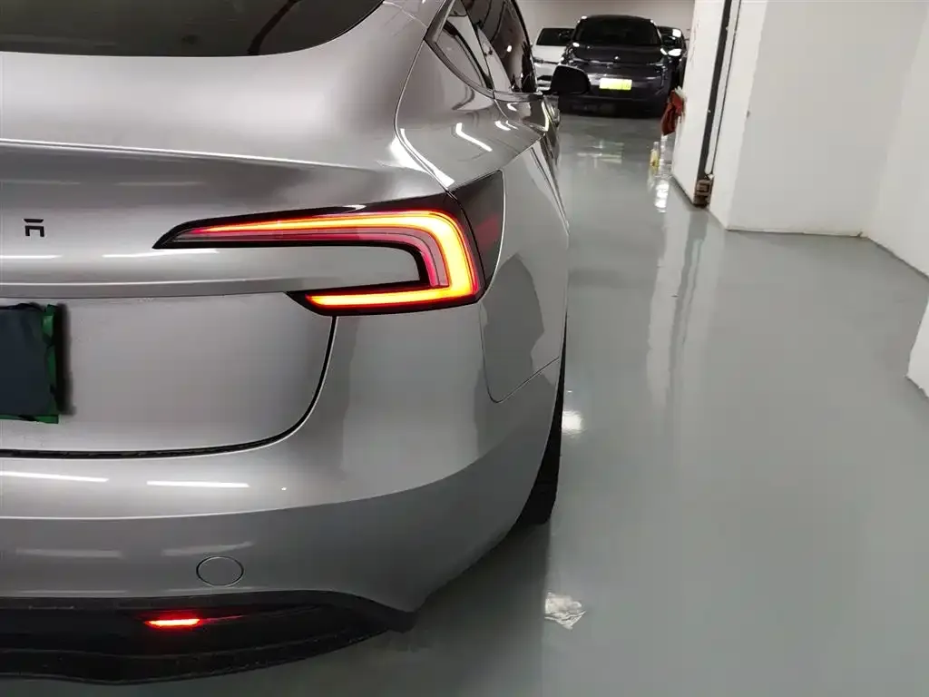Tesla Model 3 2024 из CN, фото 7