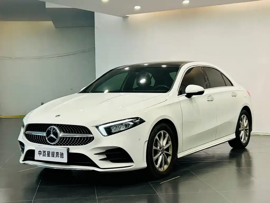 Mercedes-Benz A-Class — фото 1