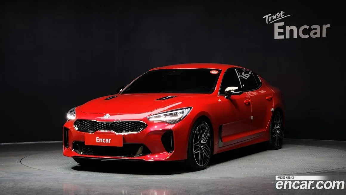 Kia Stinger 2021 из KR, фото 1