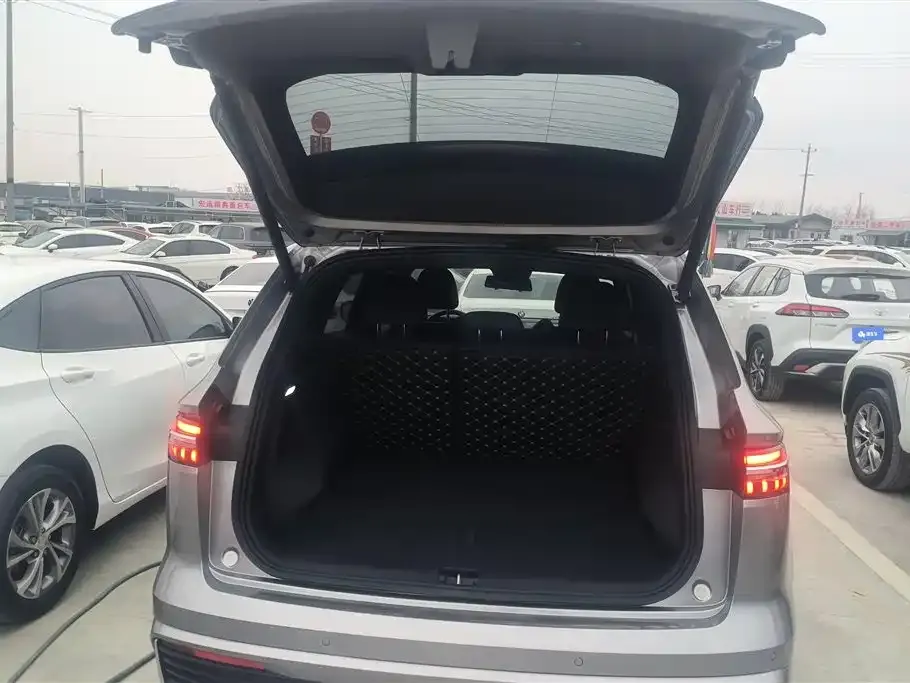Geely Xingyue L 2024 из CN, фото 7