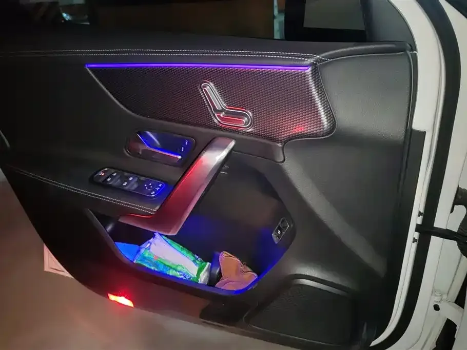 Mercedes-Benz A-Class 2023 из CN, фото 5