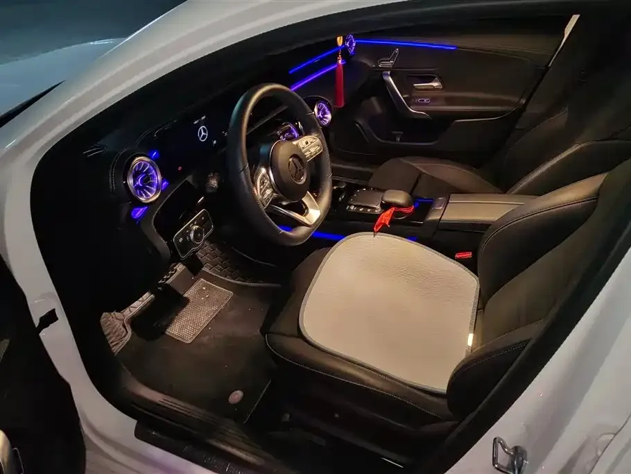 Mercedes-Benz A-Class 2023 из CN, фото 6