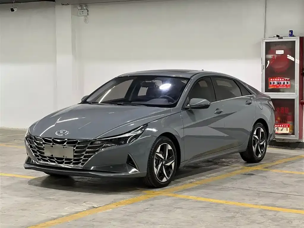 Hyundai Elantra 2022 из CN, фото 1