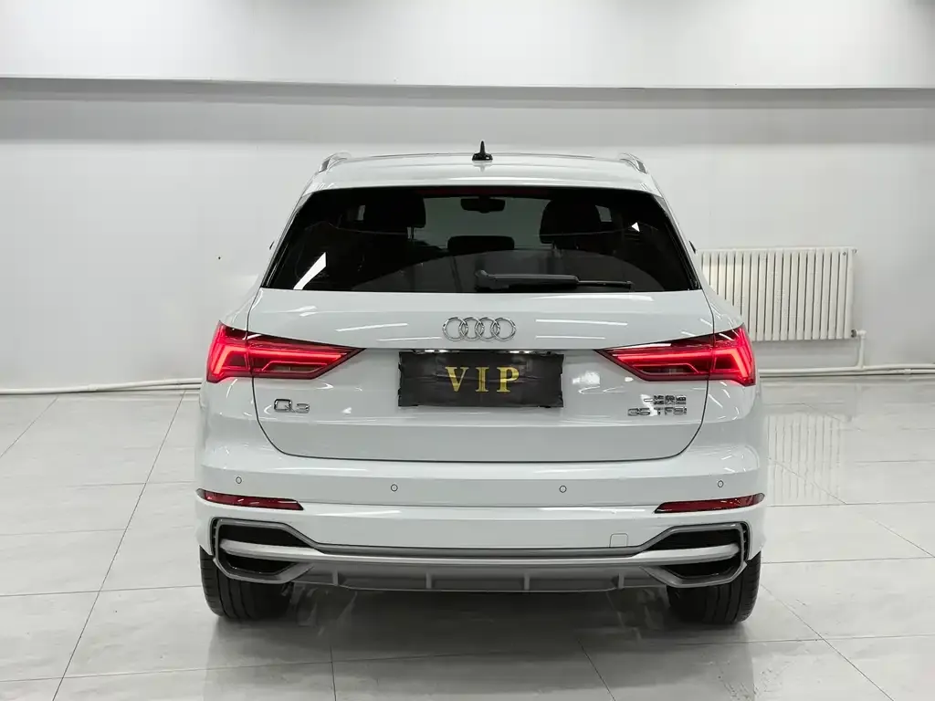 Audi Q3 2021 из CN, фото 4