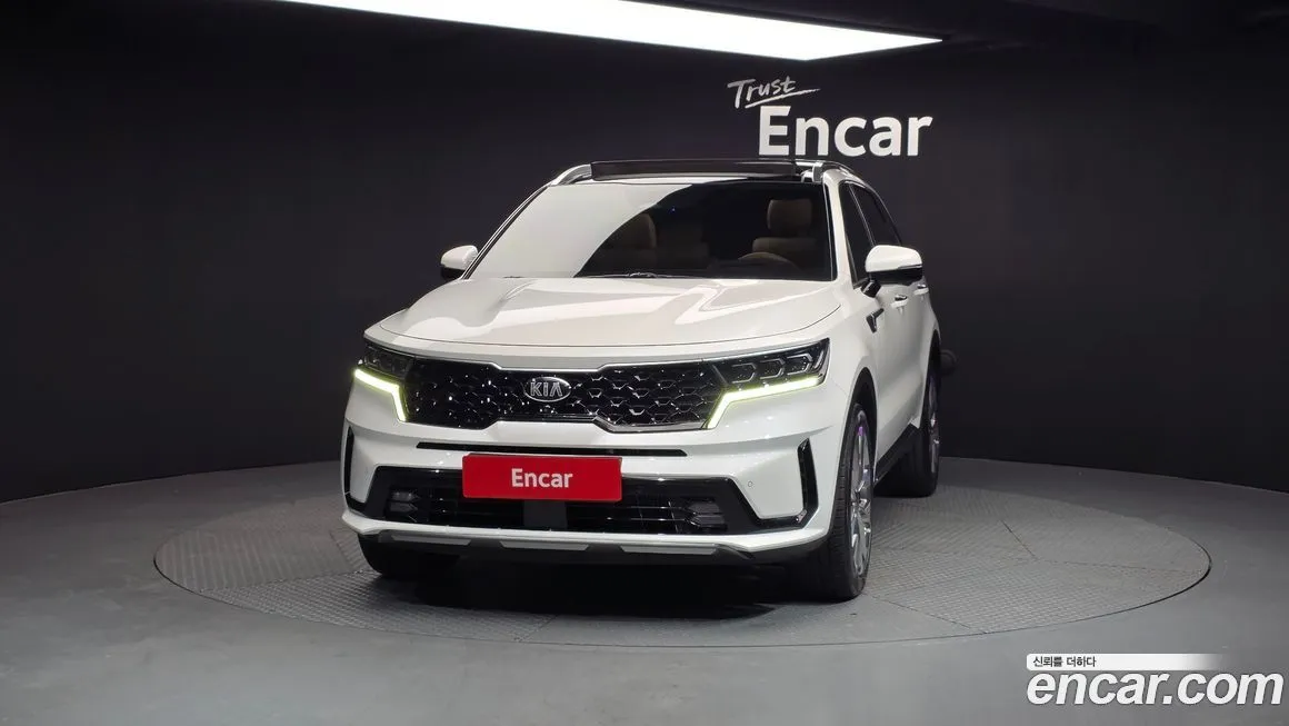 Kia Sorento — фото 3