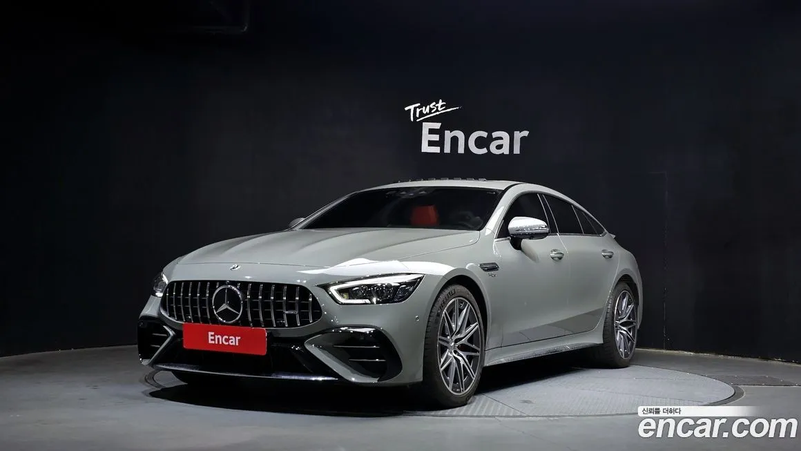 Mercedes-Benz AMG GT — фото 1