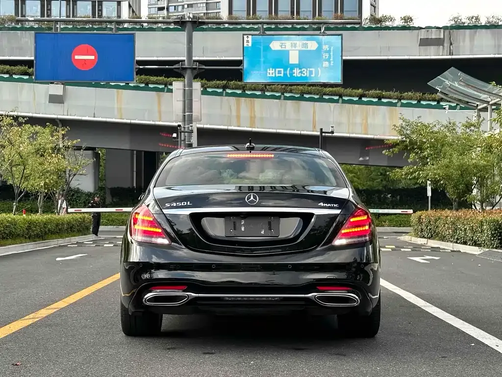 Mercedes-Benz S-Class — фото 2