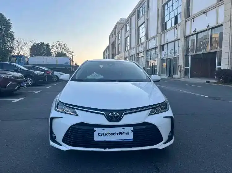 Toyota Corolla 2022 из CN, фото 2