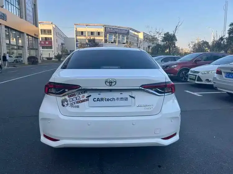 Toyota Corolla 2022 из CN, фото 3