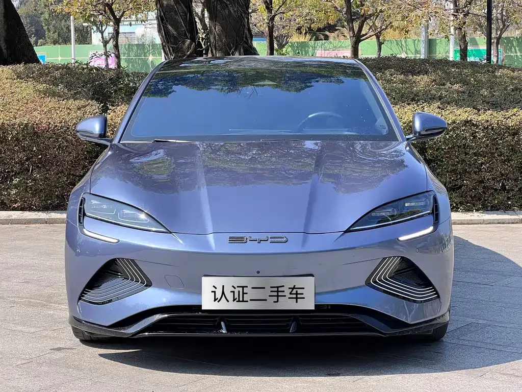 BYD Seal — фото 2