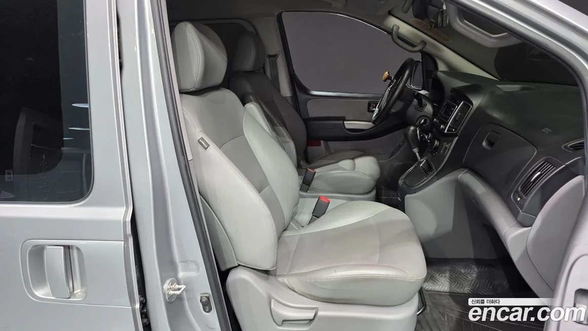 Hyundai Starex 2021 из KR, фото 3