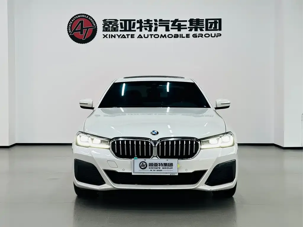 BMW 5 Series — фото 4