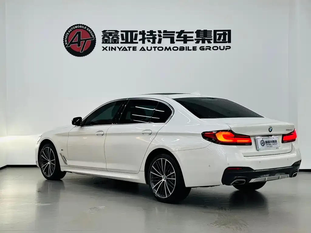 BMW 5 Series — фото 2