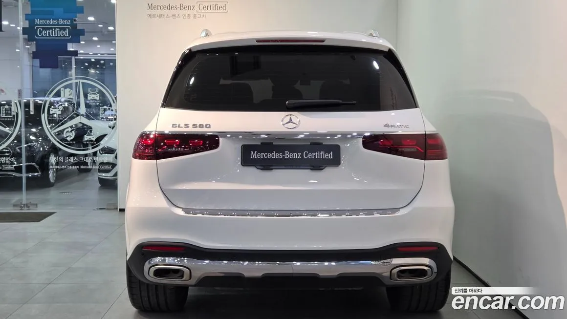 Mercedes-Benz GLS-Class — фото 9
