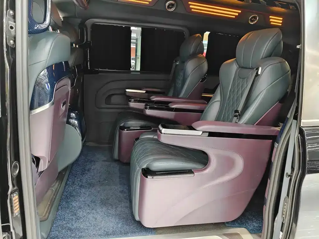 Mercedes-Benz Vito 2023 из CN, фото 8