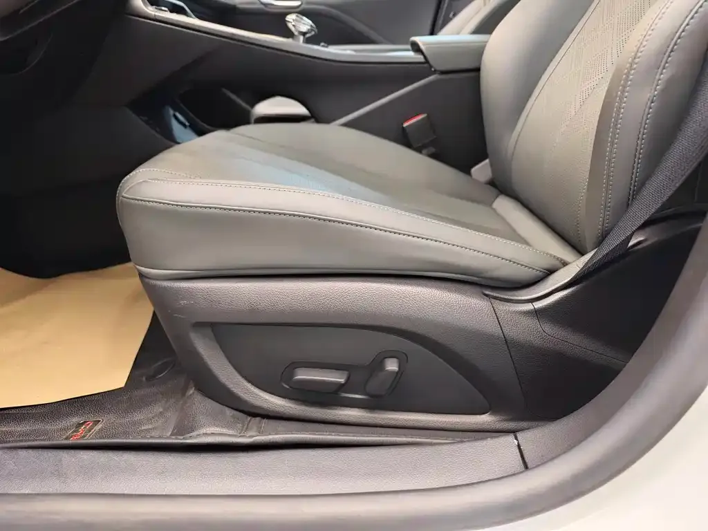 BYD Qin PLUS 2025 из CN, фото 9