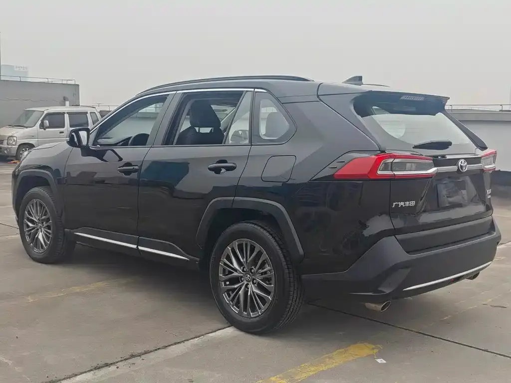 Toyota Wildlander 2023 из CN, фото 9
