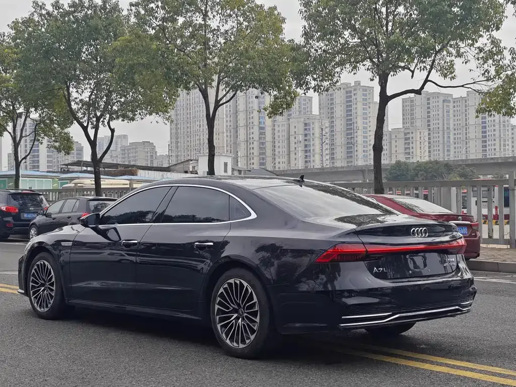 Audi A7L 2025 из CN, фото 8