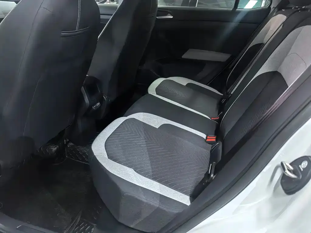 Volkswagen Tharu 2025 из CN, фото 5