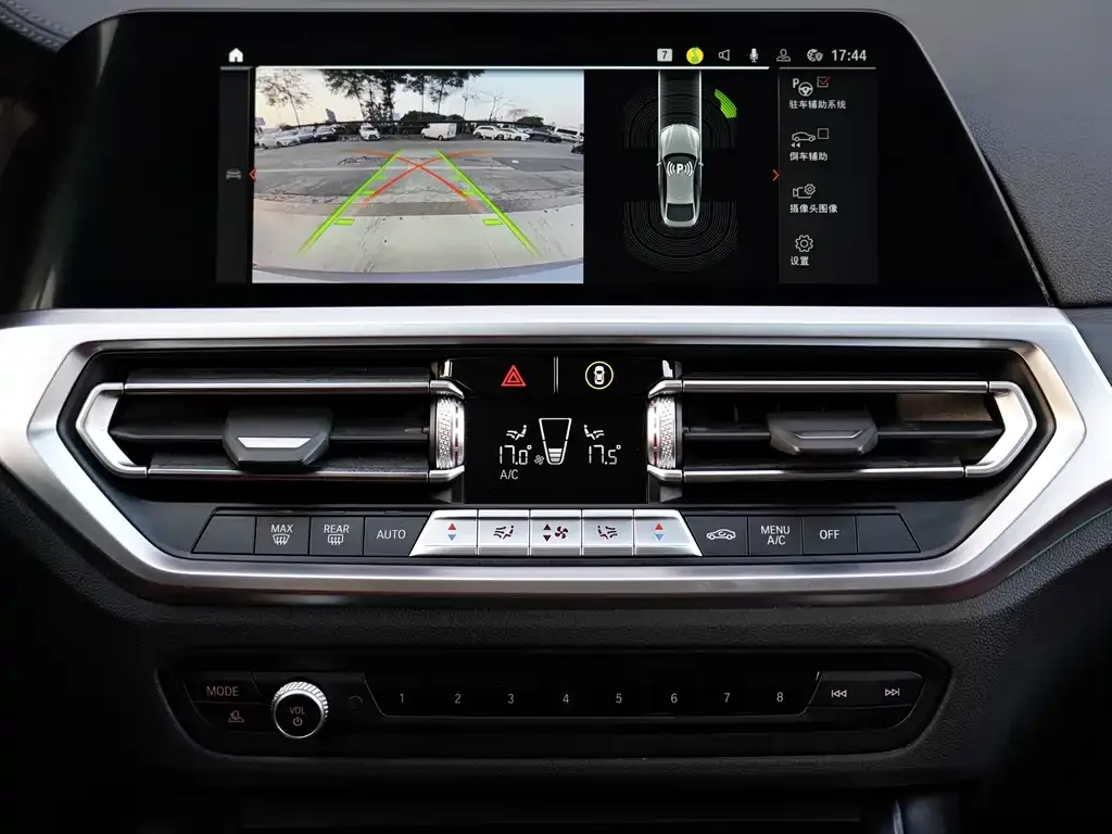 BMW 4 Series 2023 из CN, фото 10