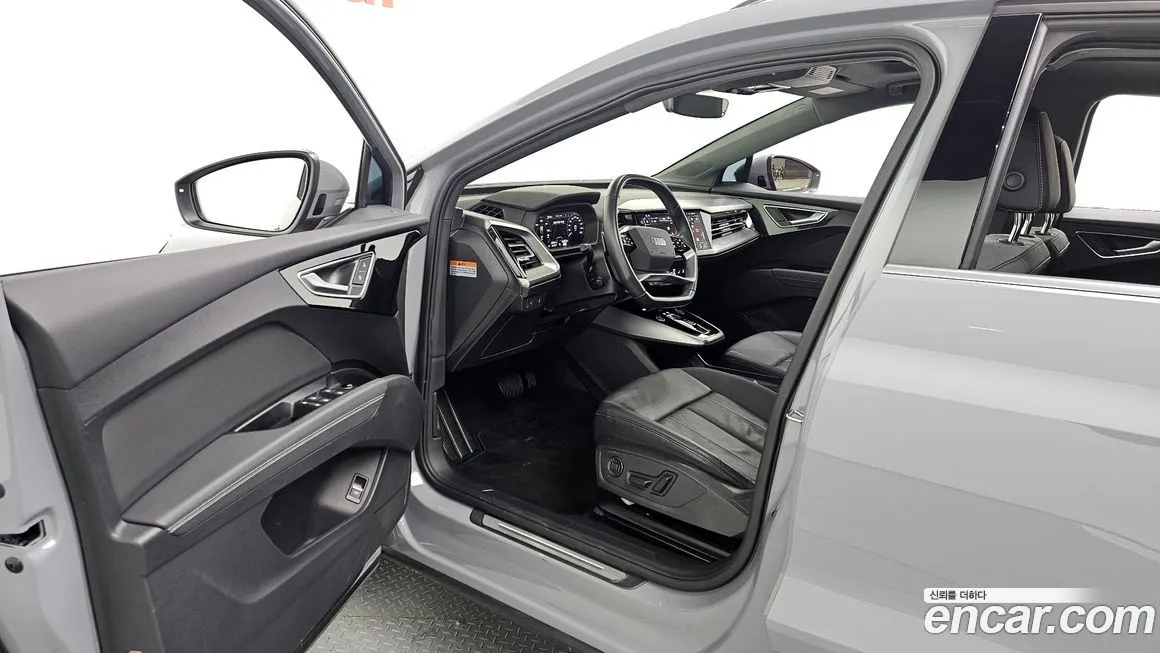Audi Q4 e-tron 2023 из KR, фото 6
