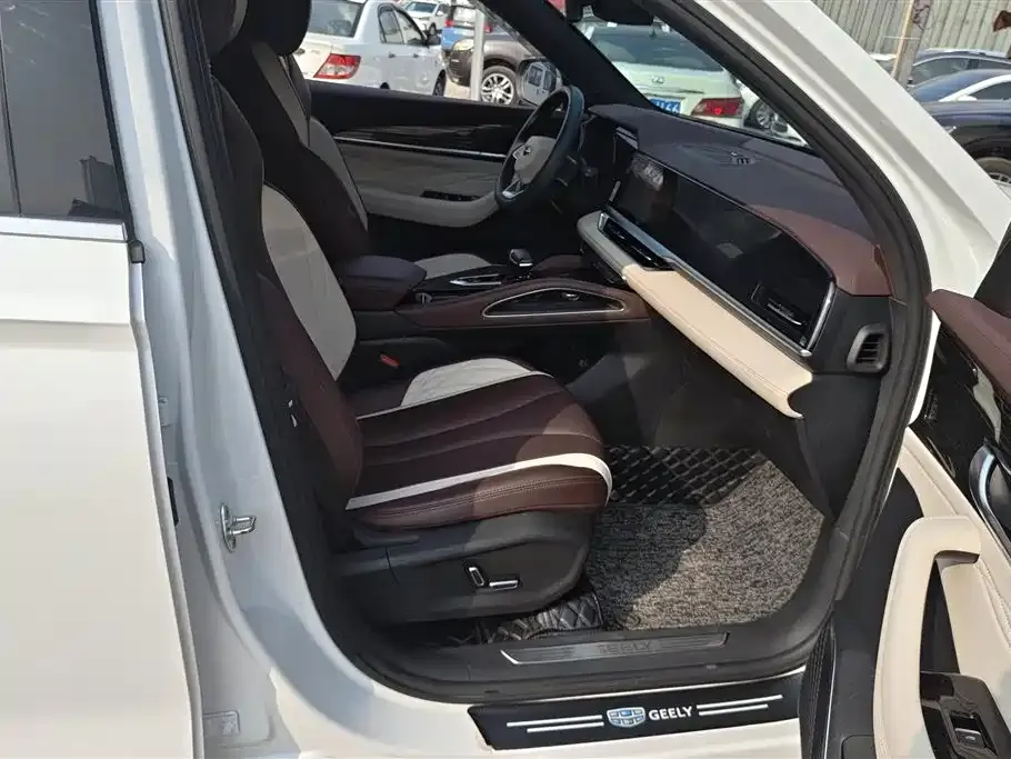 Geely Xingyue L 2022 из CN, фото 4