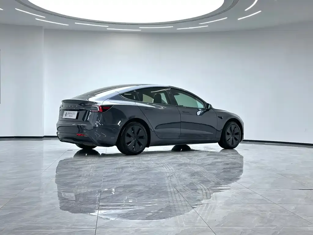 Tesla Model 3 2024 из CN, фото 8