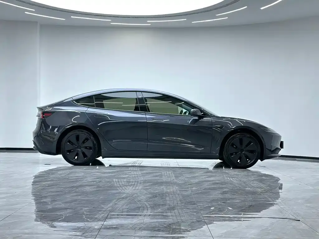 Tesla Model 3 2024 из CN, фото 7