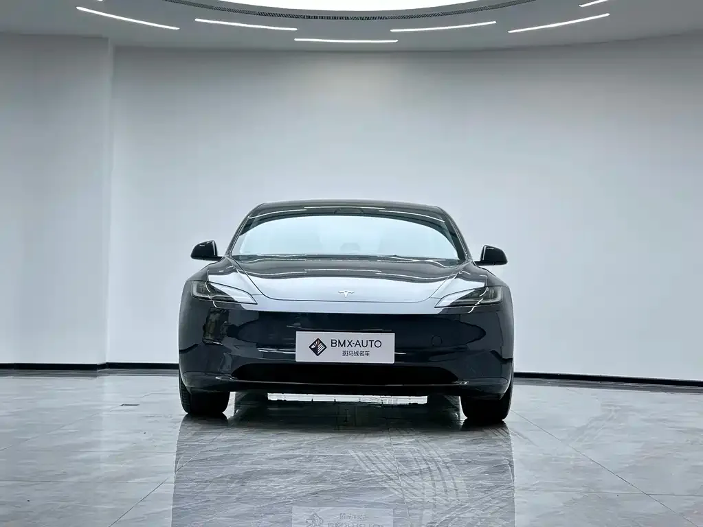Tesla Model 3 2024 из CN, фото 3