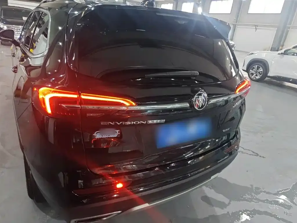 Buick Envision Plus — фото 7