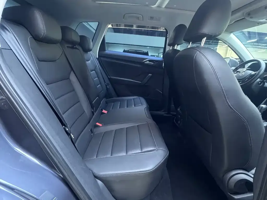 Volkswagen Tharu 2022 из CN, фото 7