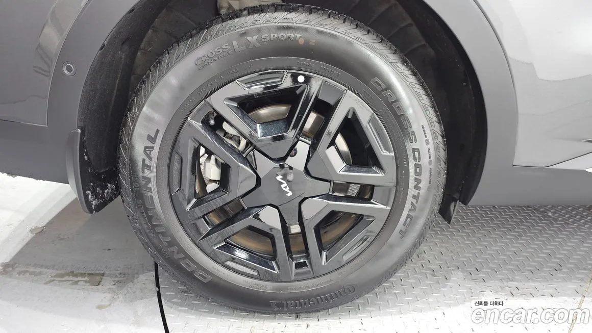 Kia Sorento — фото 10
