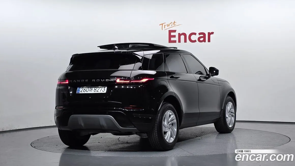 Land Rover Range Rover Evoque — фото 9