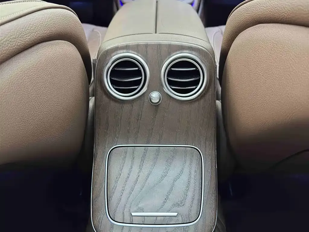 Mercedes-Benz E-Class 2021 из CN, фото 3