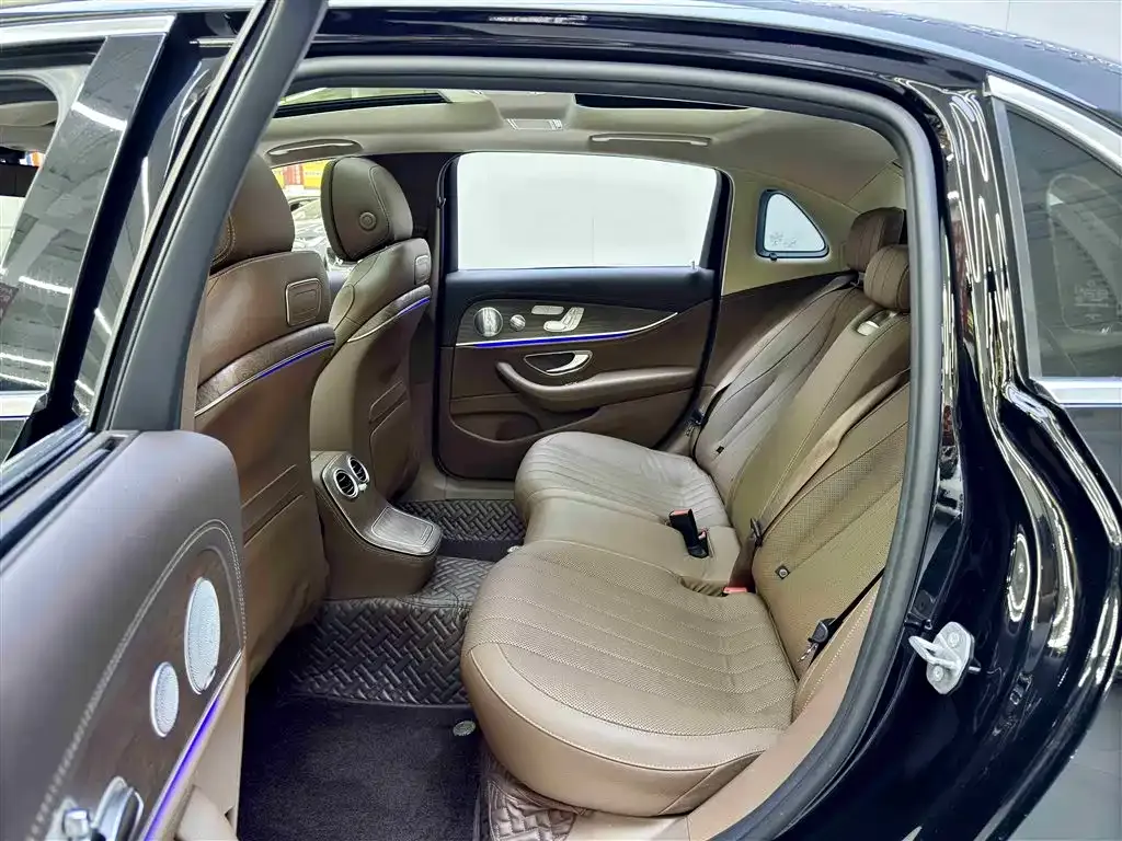 Mercedes-Benz E-Class 2021 из CN, фото 5