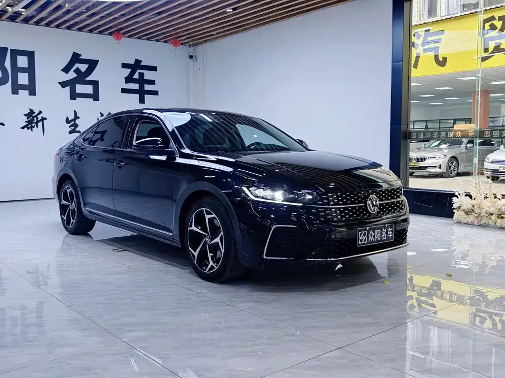Volkswagen Passat — фото 3