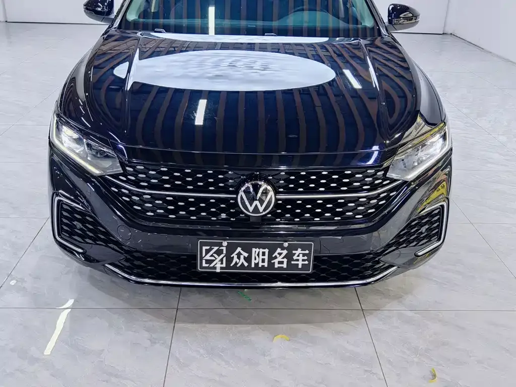 Volkswagen Passat — фото 5
