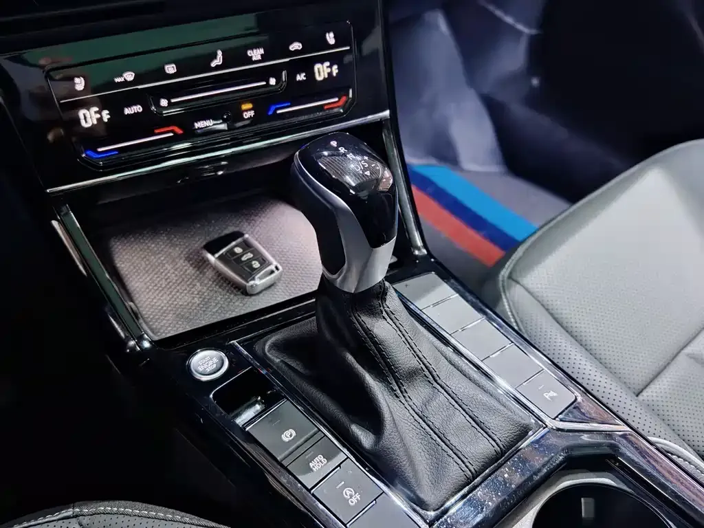 Volkswagen Passat — фото 6