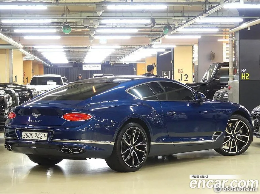 Bentley Continental 2023 из KR, фото 2