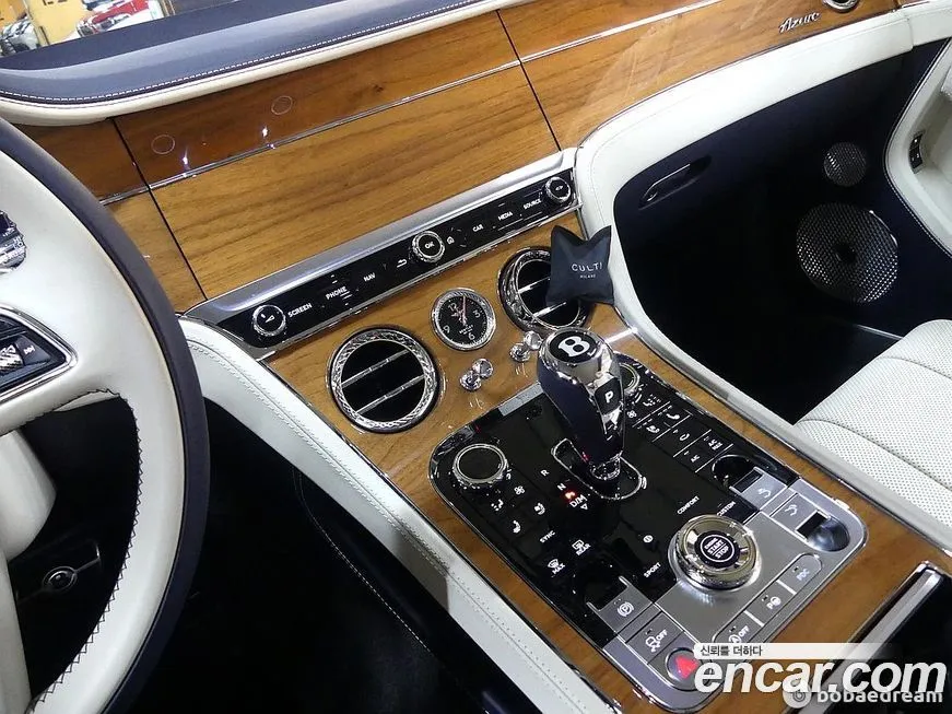 Bentley Continental 2023 из KR, фото 9