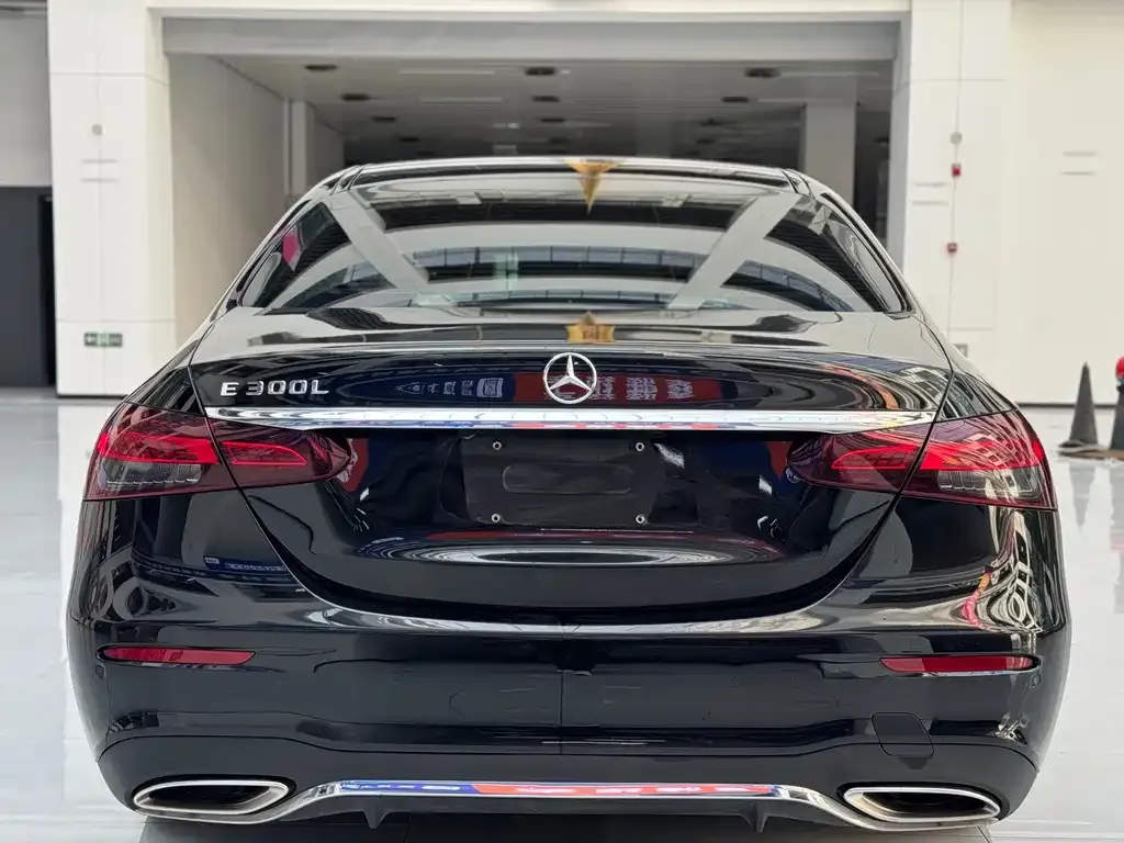 Mercedes-Benz E-Class 2022 из CN, фото 2