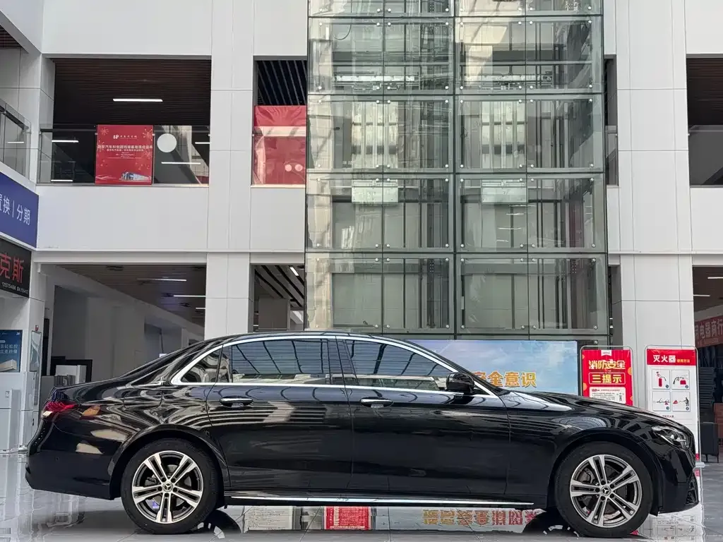 Mercedes-Benz E-Class 2022 из CN, фото 10