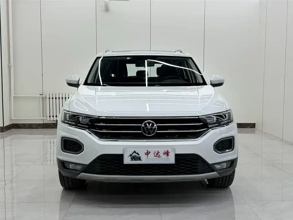 Volkswagen T-Roc — фото 5