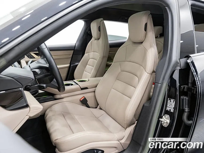 Porsche Taycan 2024 из KR, фото 2