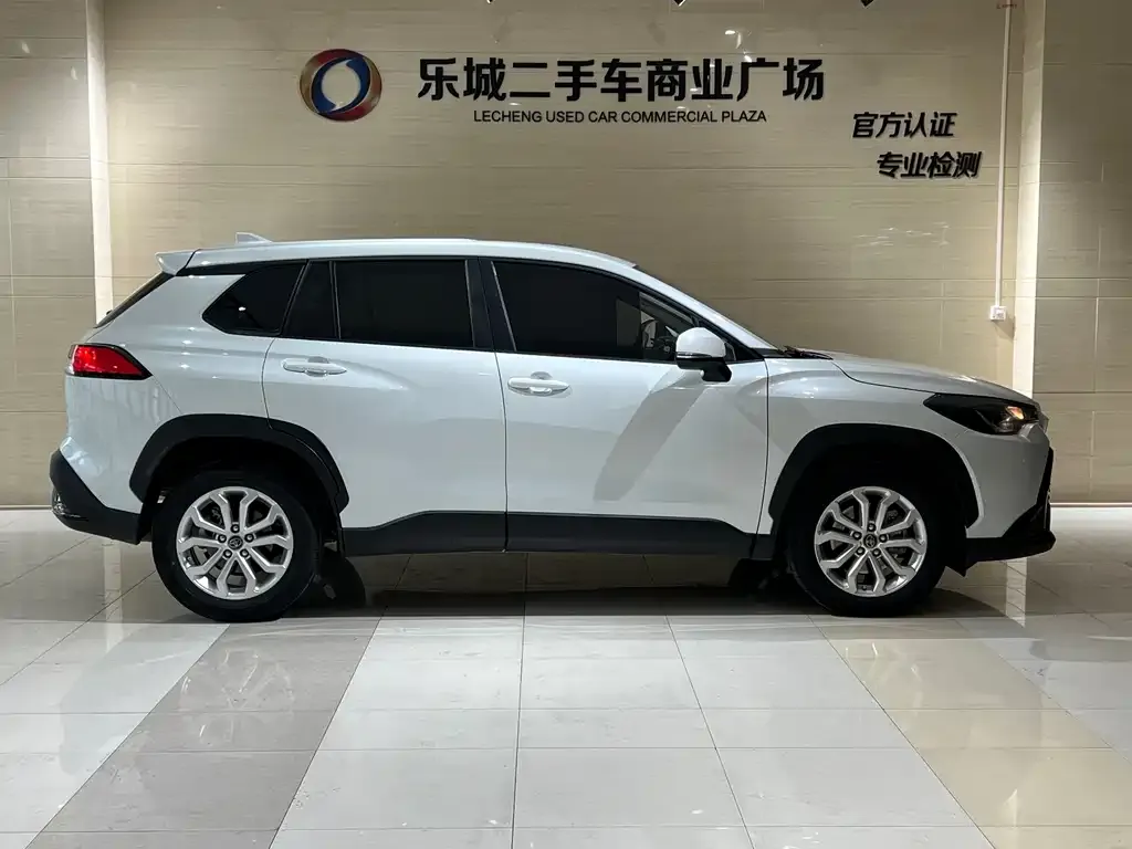 Toyota Frontlander 2024 из CN, фото 4