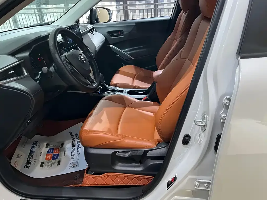 Toyota Frontlander 2024 из CN, фото 7