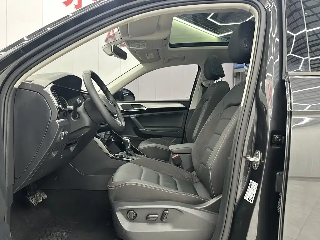 Volkswagen Tayron 2021 из CN, фото 5